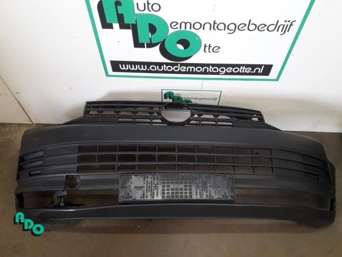 Voorbumper van een Volkswagen Transporter (Transporter 10-), Gebruikt, -, Volkswagen, -