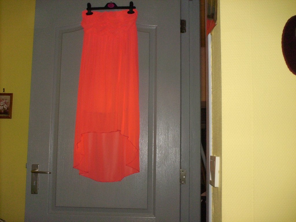 a vendre robe pour dame, Vêtements | Femmes, Robes, Enlèvement ou Envoi, Comme neuf, Orange, Sous le genou