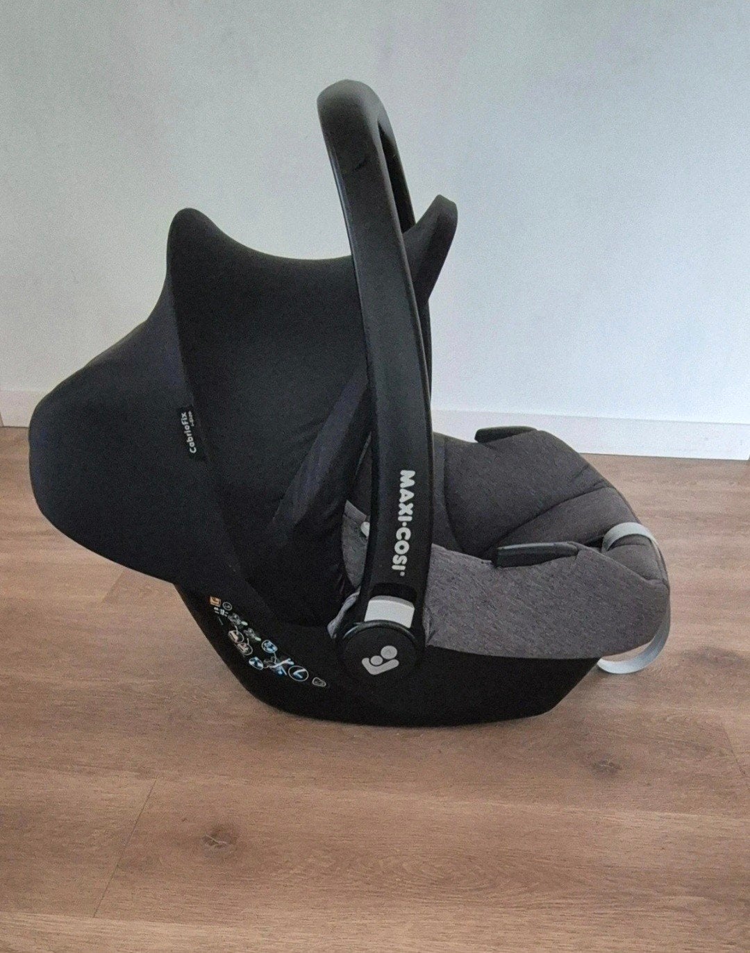 Maxi cosy, Enfants & Bébés, Sièges auto, Enlèvement, Comme neuf, Maxi-Cosi, Ceinture de sécurité