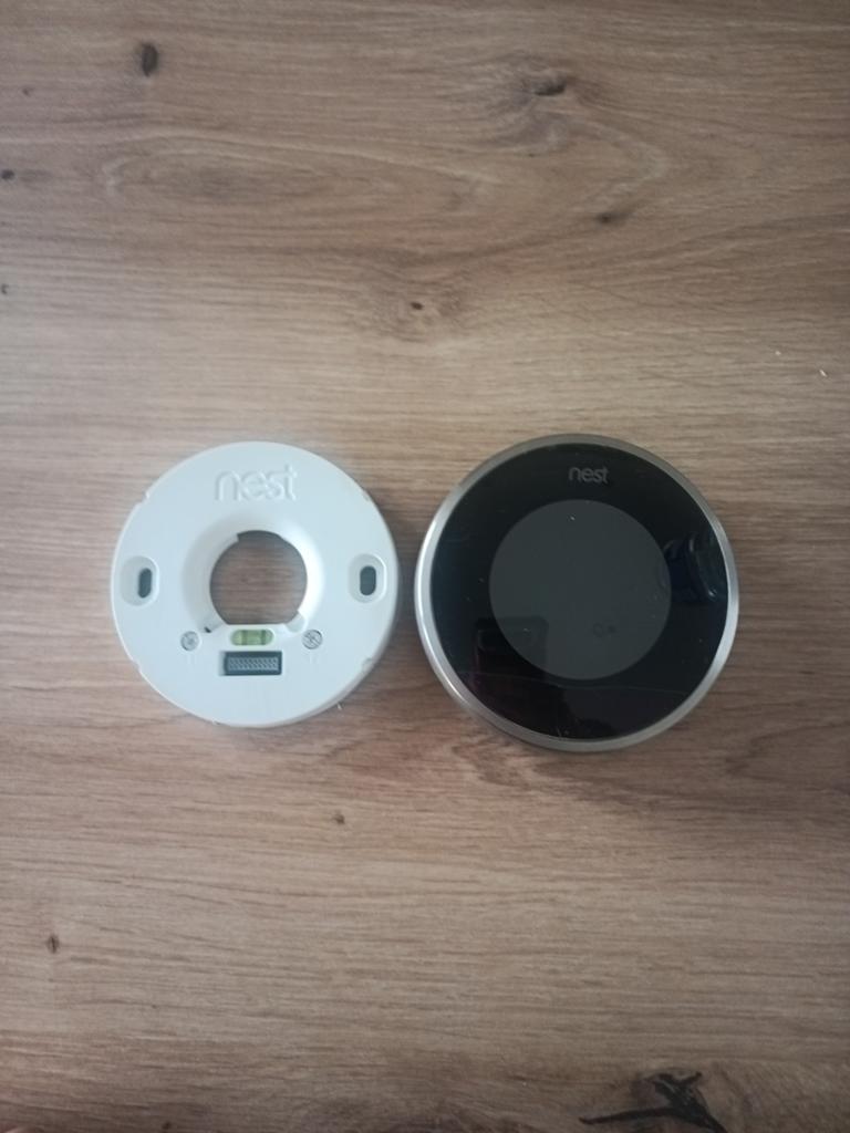 Nest slimme thermostaat, Doe-het-zelf en Bouw, Ophalen