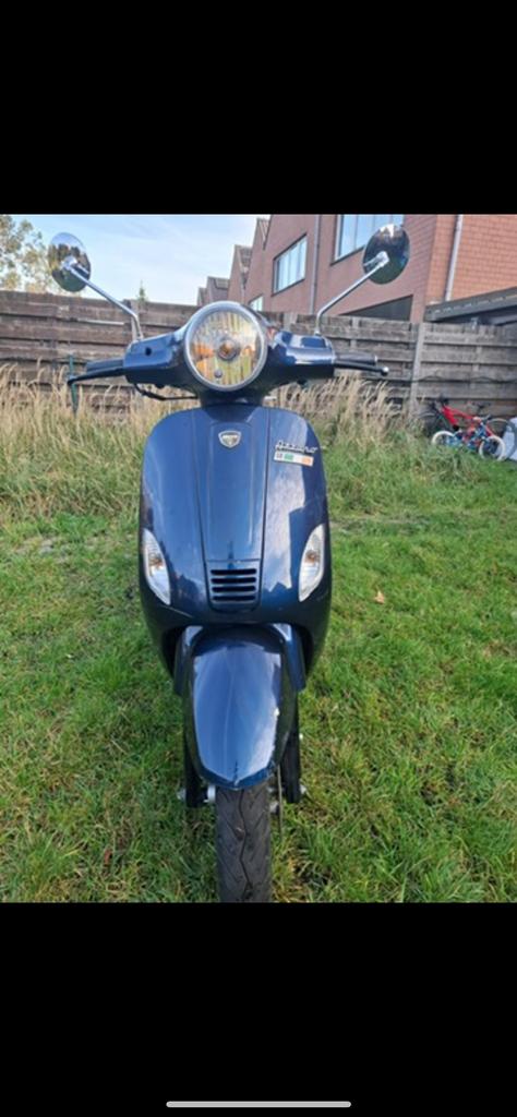 Neco azurro scooter, Ophalen, Zo goed als nieuw