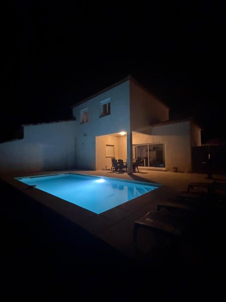 villa a vendre sur la palme 11480 France
