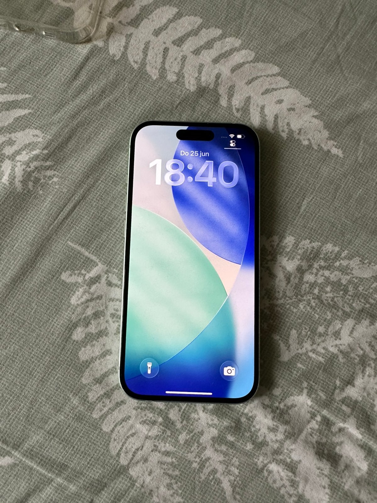 Iphone 15 256 Go, Télécoms, Téléphonie mobile | Apple iPhone, Comme neuf, 256 GB, iPhone 15, Vert, Enlèvement