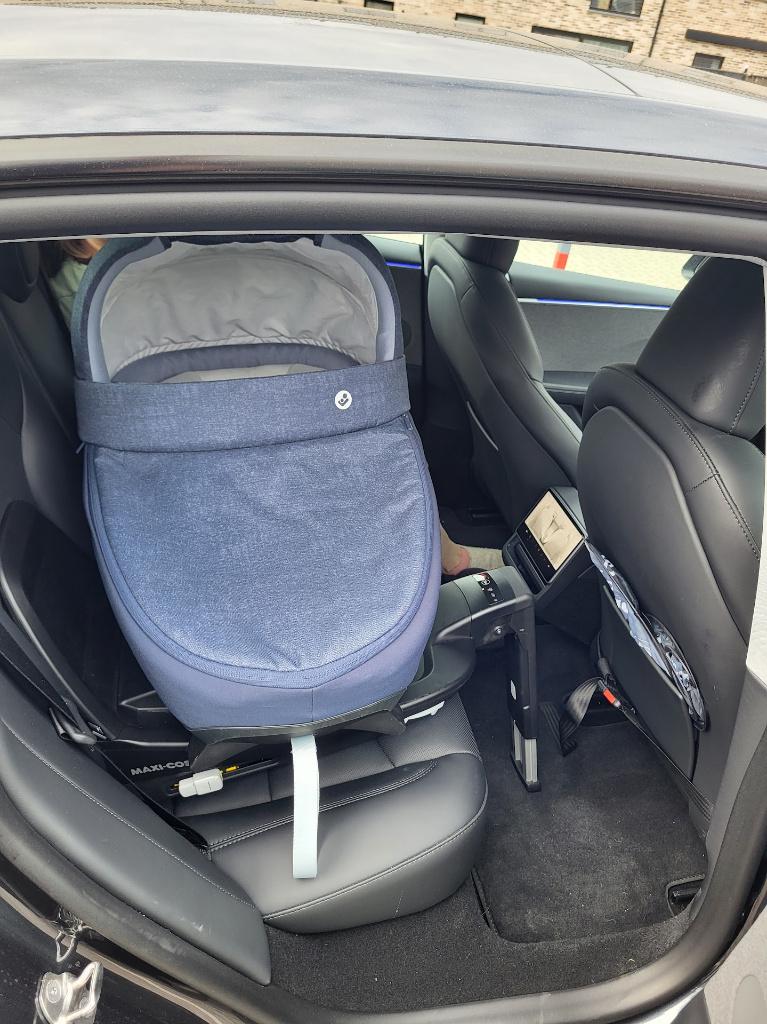 Maxi Cosi Jade autobedje(wiegje) + Family Fix 3 base, Kinderen en Baby's, Autostoeltjes, Gebruikt, Maxi-Cosi, 0 t/m 10 kg, Isofix