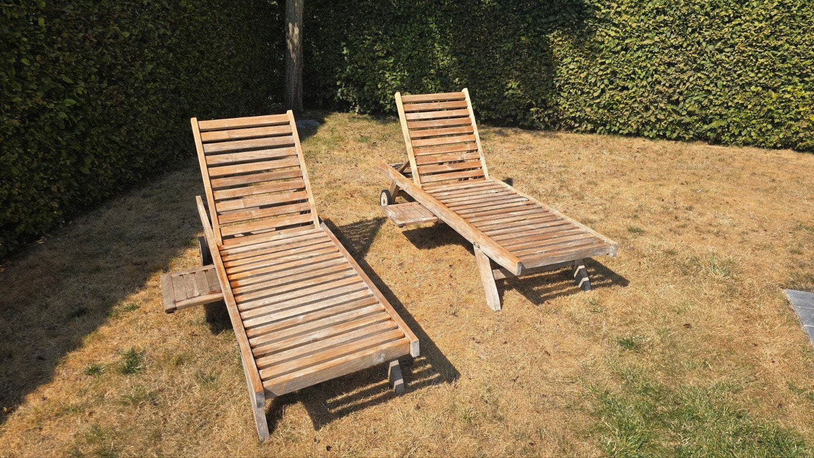 2 ligbedden uit teak met kussens, Tuin en Terras, Ophalen, Gebruikt, Hout, Verstelbaar