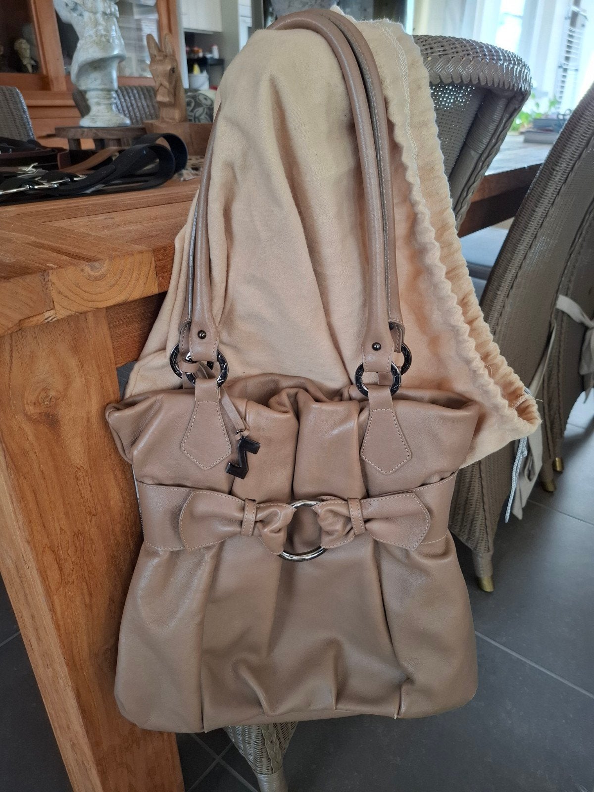 nathan tas taupe, Ophalen of Verzenden