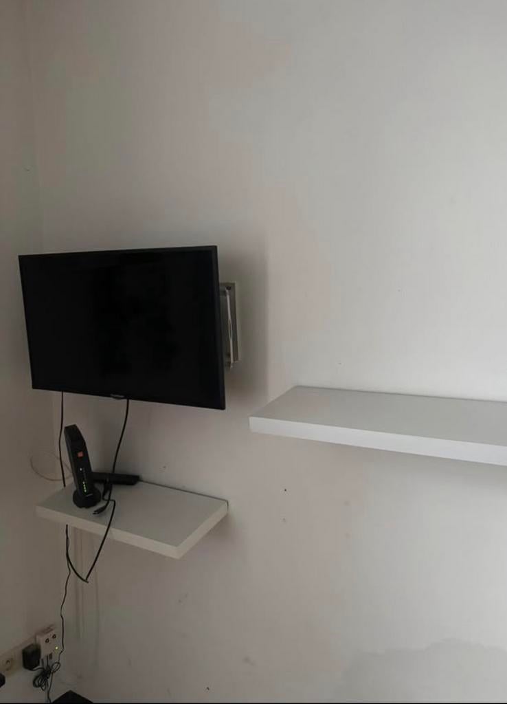 Tv et décoration a vendre, Enlèvement