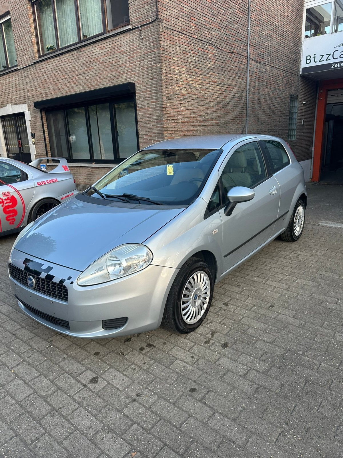 Fiat Punto 1.2 essence homologuée à vendre, Autos, Argent ou Gris, Achat, Particulier, Punto