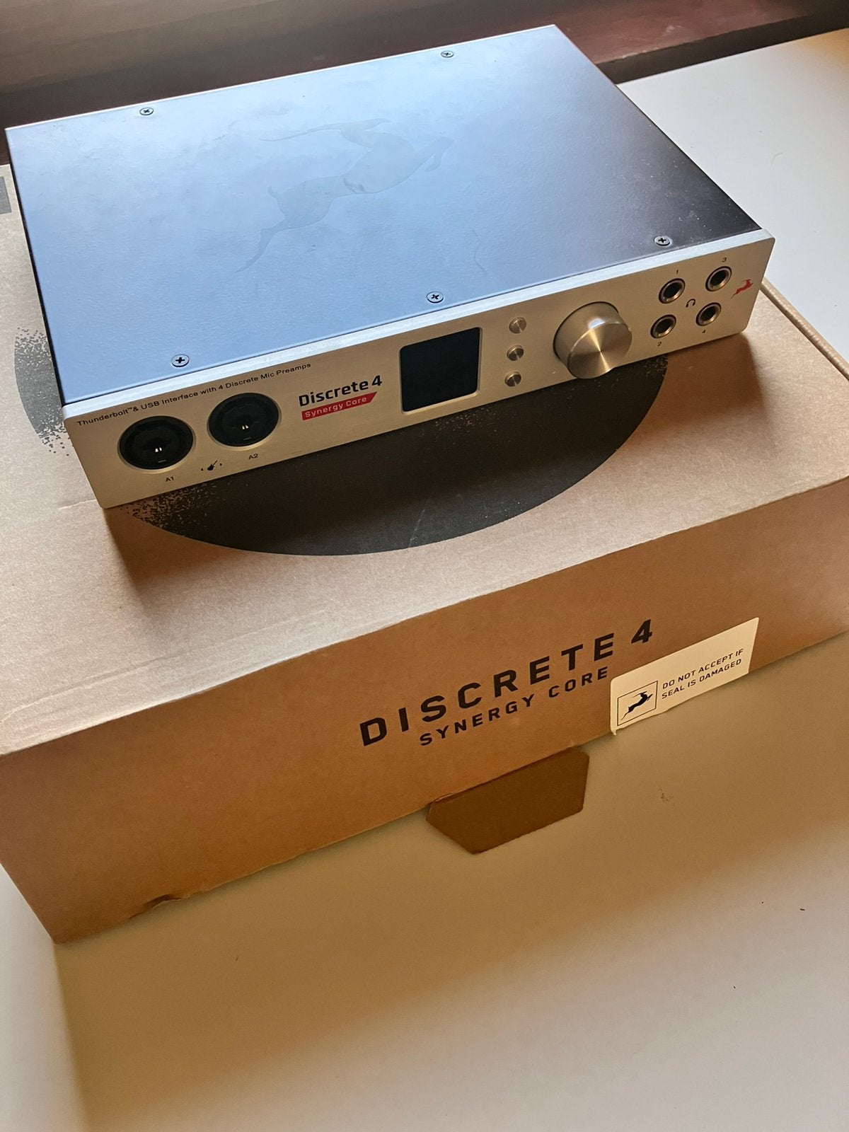 Antelope Audio Discrete 4 Synergy Core Thunderbolt / USB, Computers en Software, Ophalen of Verzenden, Zo goed als nieuw