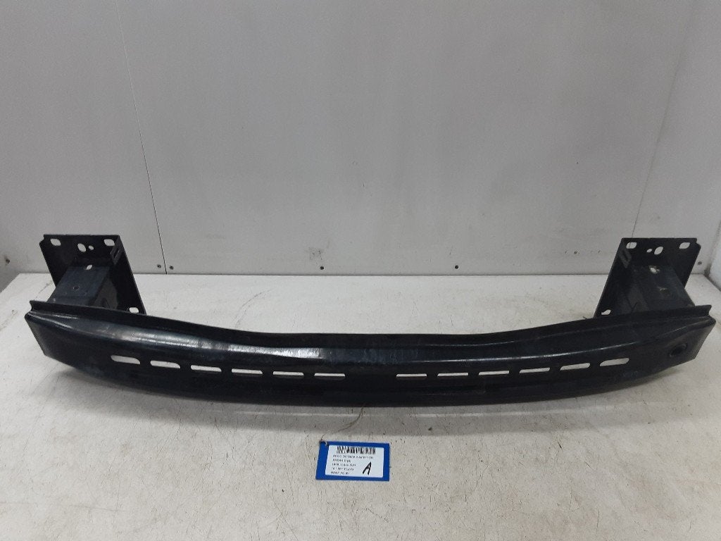 RENFORT PARE CHOC AVANT (TRAVERSE) Octavia Combi (5EAC), Mevr. I. Hauben, Utilisé, Skoda, Rue de l'Espoir 34 34
4030  GRIVEGNÉE, BE