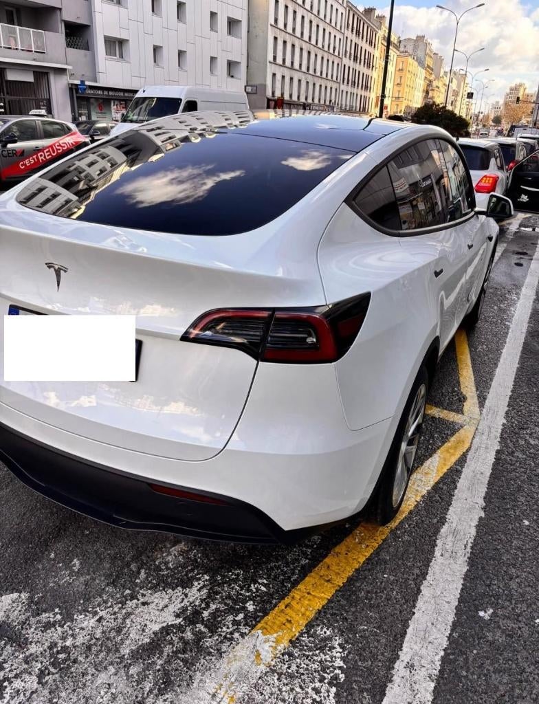 Tesla Model Y (Autopilote amélioré), Autos, Tesla, Particulier, Model Y, Électrique, SUV ou Tout-terrain, 5 portes, Automatique