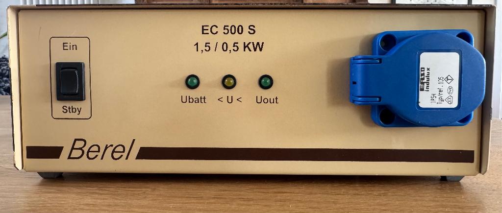 onduleur Berel 12V DC à 230 V 500 Watt, Caravanes & Camping, Enlèvement ou Envoi, Comme neuf
