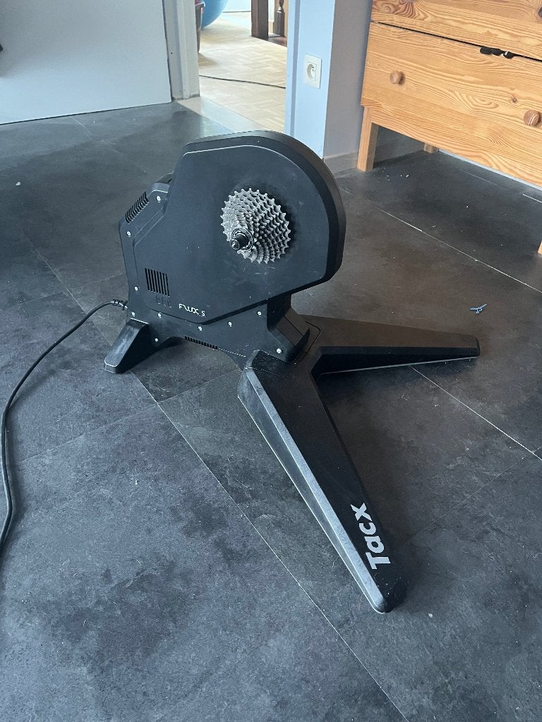 Tackx Flux, Sport en Fitness, Ophalen, Zo goed als nieuw