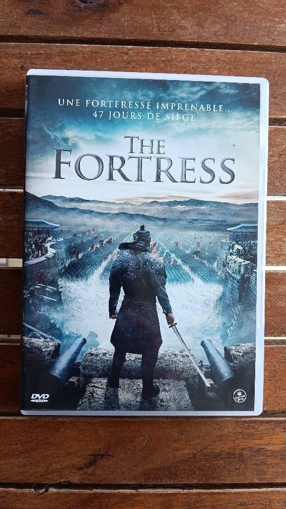 )))  The Fortress  //  Action / Aventure  (((, CD & DVD, DVD | Action, Comme neuf, Action, À partir de 18 ans, Enlèvement ou Envoi