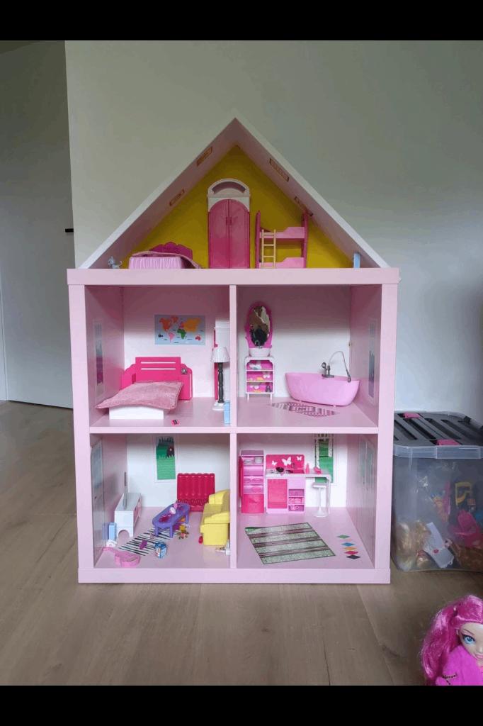 Barbiehuis, Enfants & Bébés, Jouets | Maisons de poupées, Enlèvement, Maison de poupées