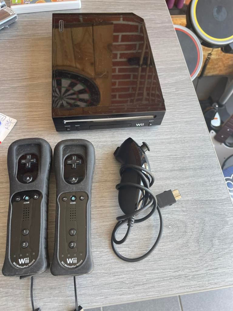 Wii, Ophalen, Zo goed als nieuw, Met 2 controllers