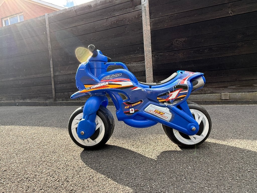 Loopmotor / brommertje, 2-5 jaar, Fietsen en Brommers, Fietsen | Kinderfietsjes, Ophalen, Gebruikt, Minder dan 16 inch