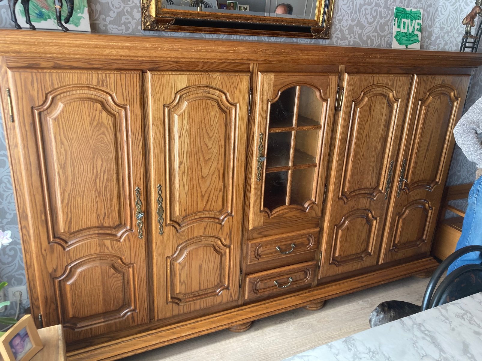 Antieke wandkast in vol hout, Enlèvement, Comme neuf, Verre