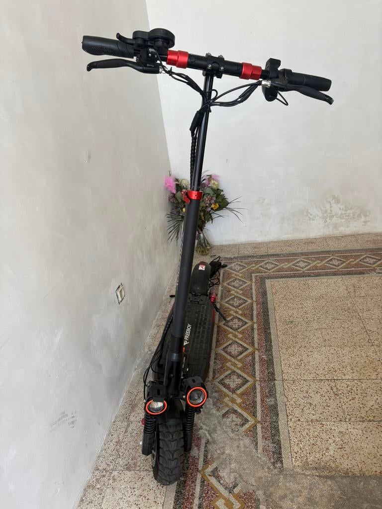 Trottinette électrique à vendre freeboy, Vélos & Vélomoteurs, Trottinettes, Enlèvement, Utilisé