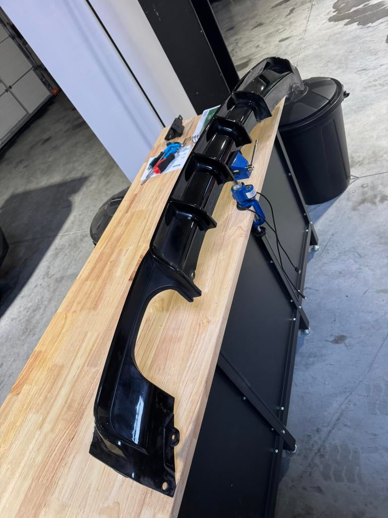 BMW F30 Diffuser Performance Look, Auto-onderdelen, Ophalen, Gebruikt, Achter, Bumper