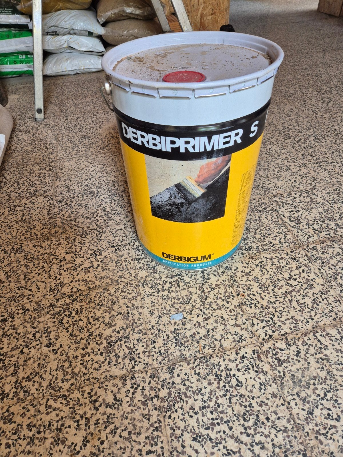 Av dermi primer, Bricolage & Construction, Enlèvement