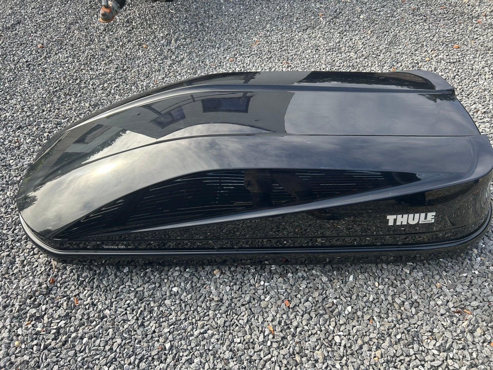 Thule Touring 200 dakkoffer met dakrails, Autos : Divers, Enlèvement, Comme neuf