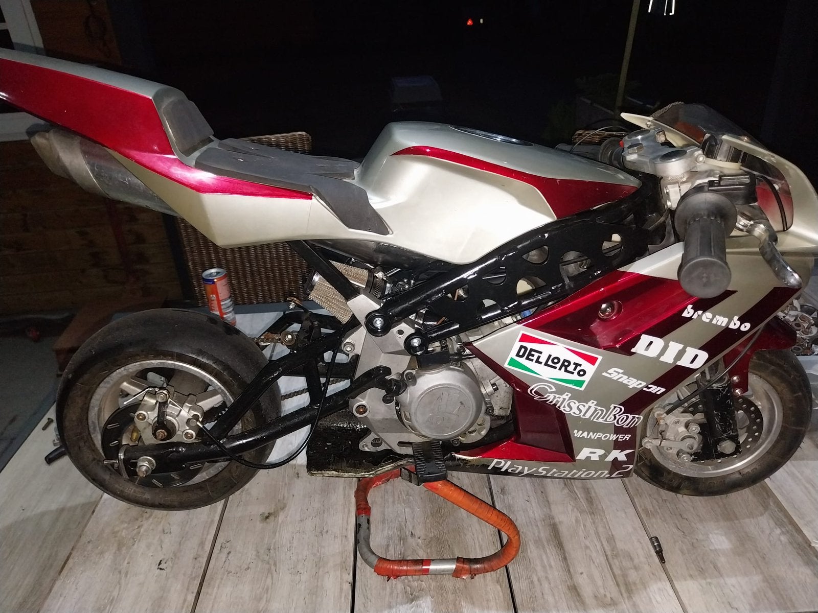 blata replica, Enlèvement, Comme neuf