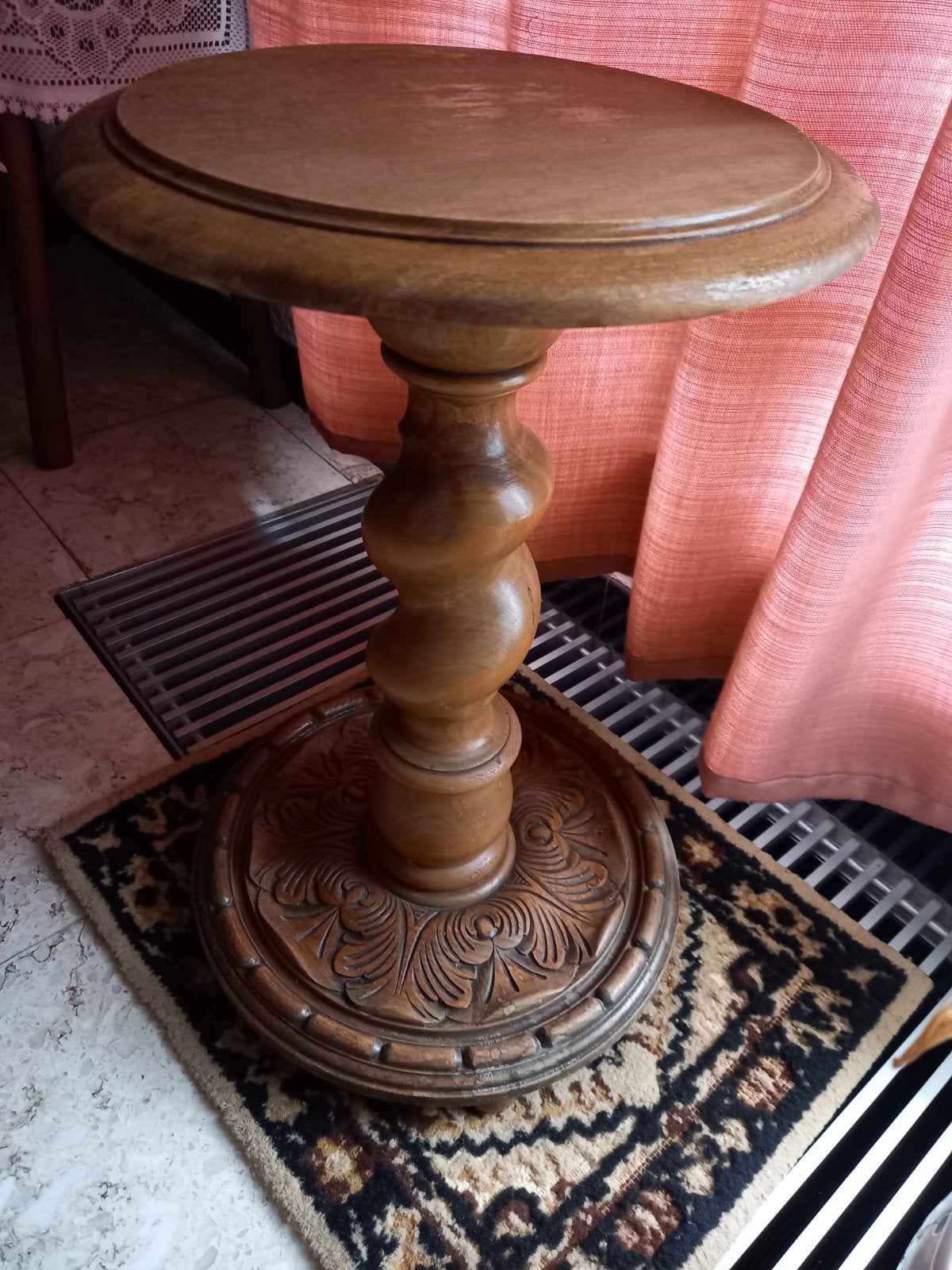 pied de stalle 46 cm hoog, Ophalen