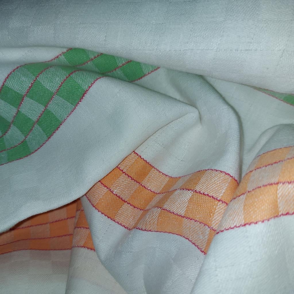 Tafelkleed in damast, Ophalen