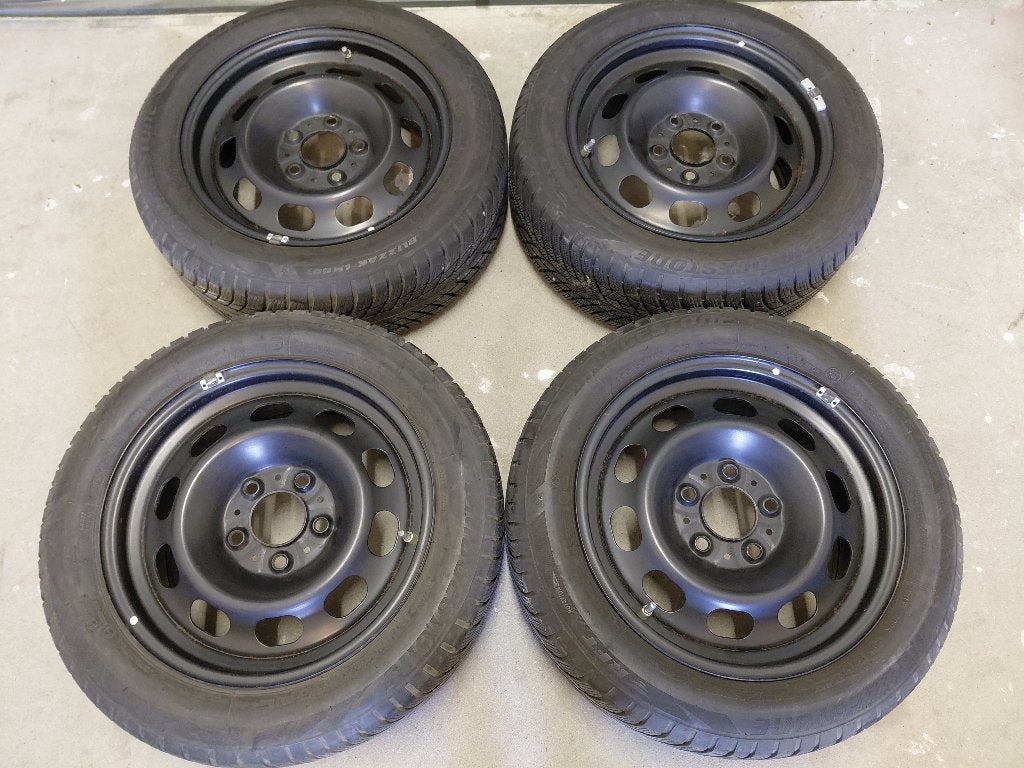 16 inch velgen met winterbanden BMW 1-serie F20 / F21, Ophalen