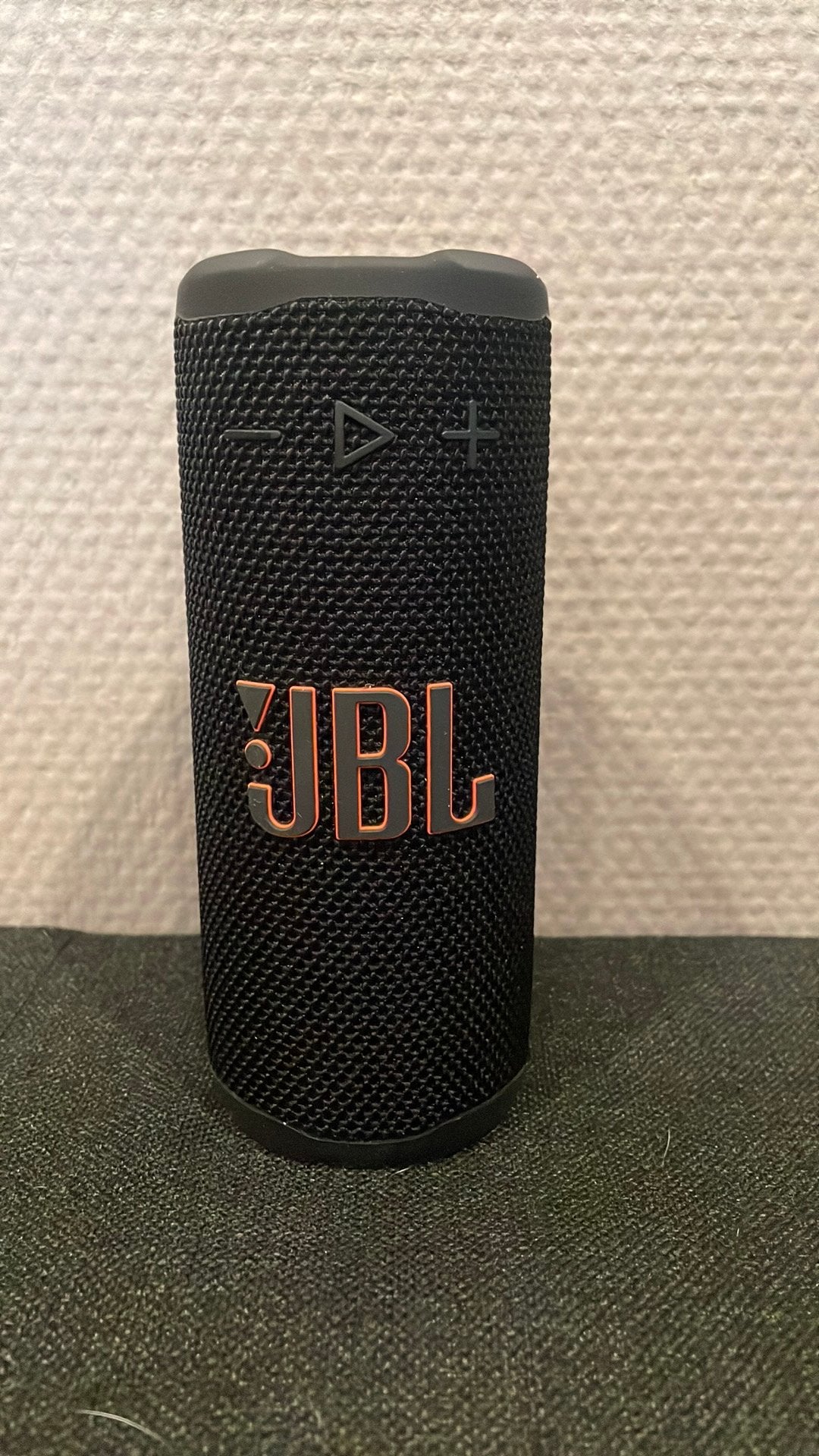 JBL GRIP, Moins de 60 watts, JBL, Enceinte portable, Comme neuf