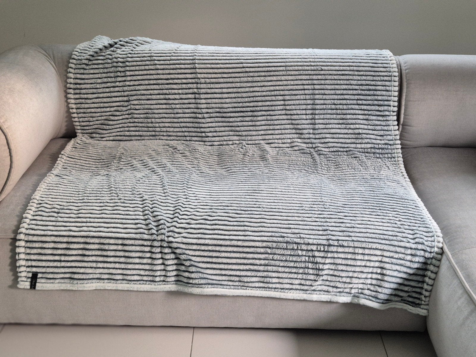 Plaid Olivier Strelli by Clarysse — blanc à rayures vert fon, Neuf, Enlèvement ou Envoi, 130 cm, Lavable