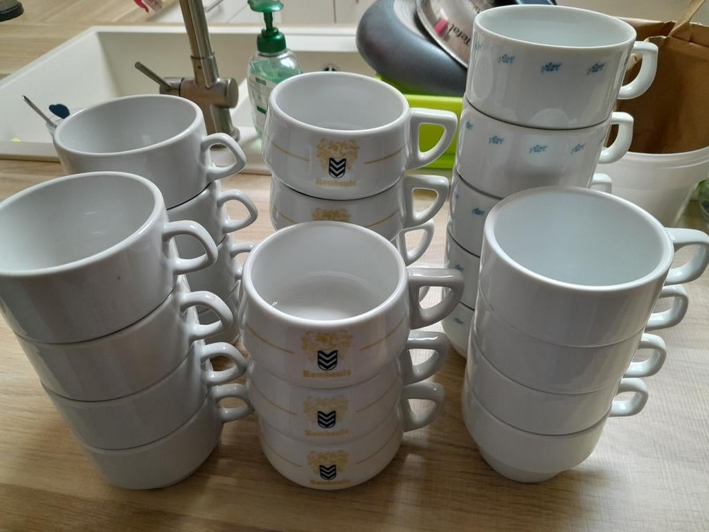 Koffie Tassen, Verre ou Verres, Enlèvement ou Envoi, Comme neuf, Autres styles