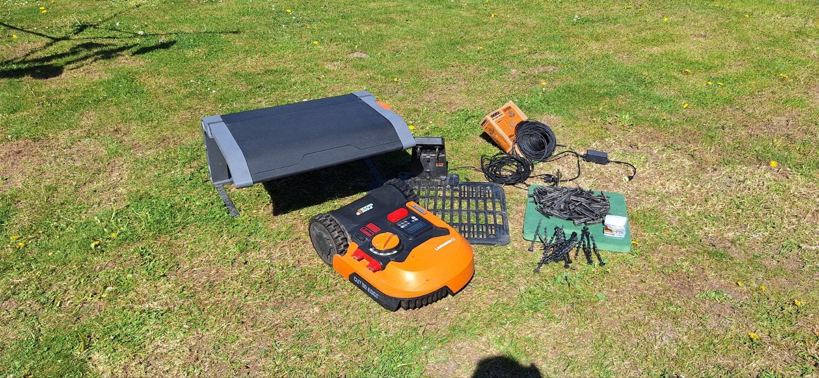 Robot Worx Landroid WR142R, Jardin & Terrasse, Tondeuses robotisées, Enlèvement, Utilisé