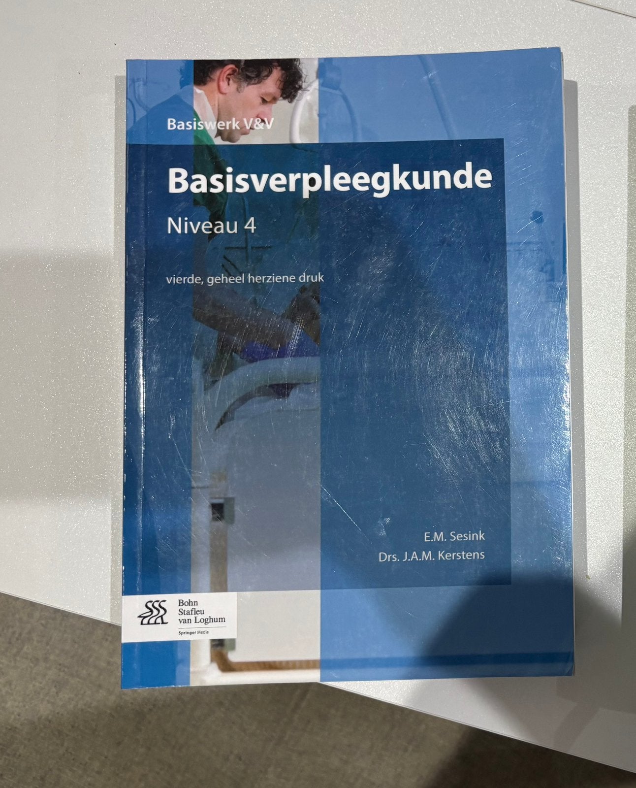 Soins infirmiers de base, niveau 4, Livres, Enlèvement, Comme neuf