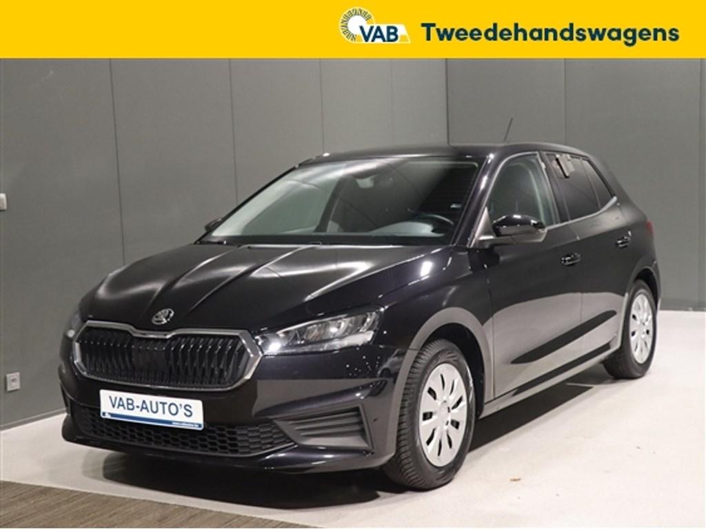 Skoda Fabia   AMBITION, 80 ch, Achat, Entreprise, Boîte manuelle