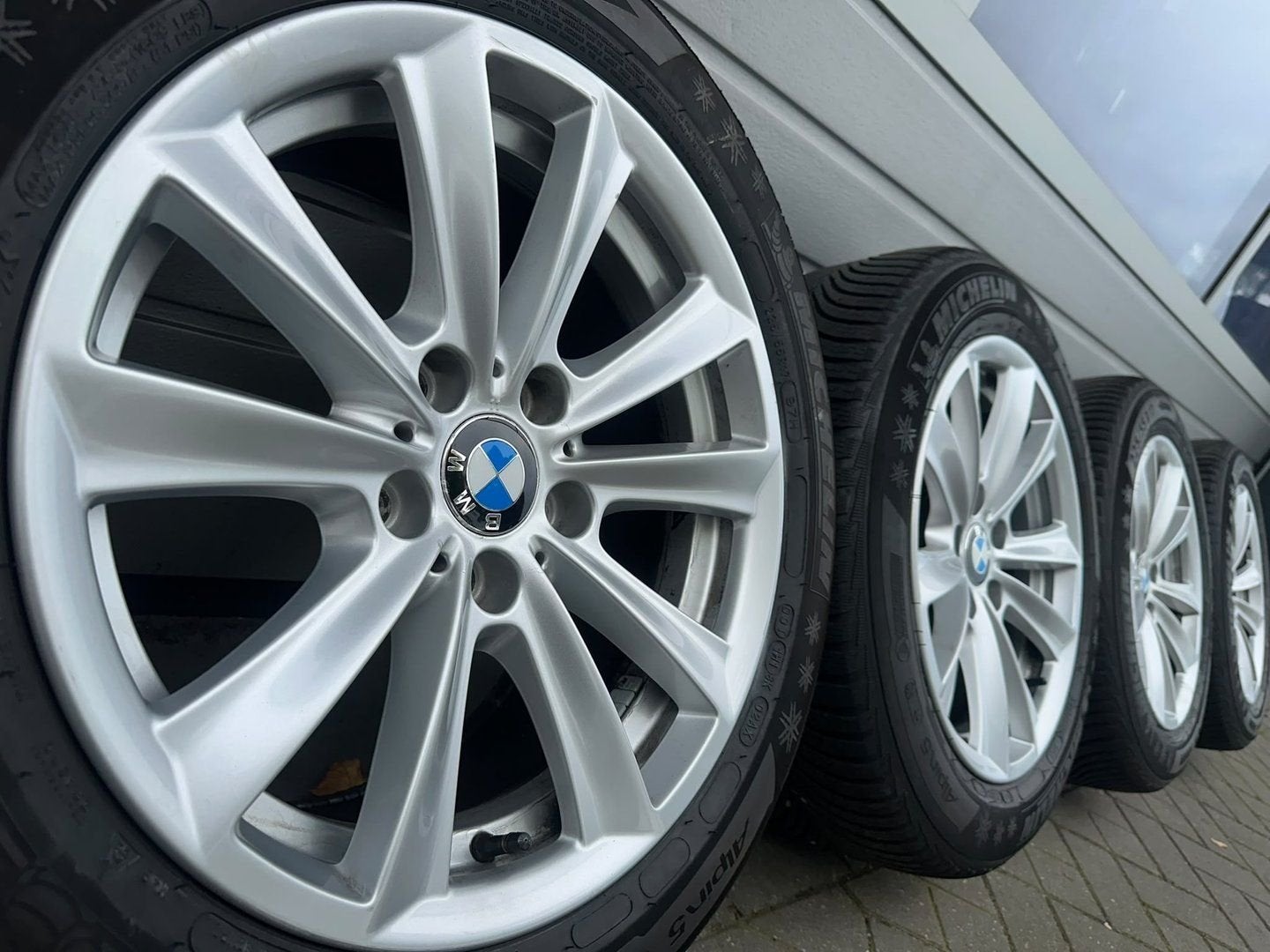 Jantes 17 pouces pour BMW Série 5 F10, F11, F06, F12, F13 av, Autos : Pièces & Accessoires, Pneus et Jantes, Pneus hiver, Véhicule de tourisme