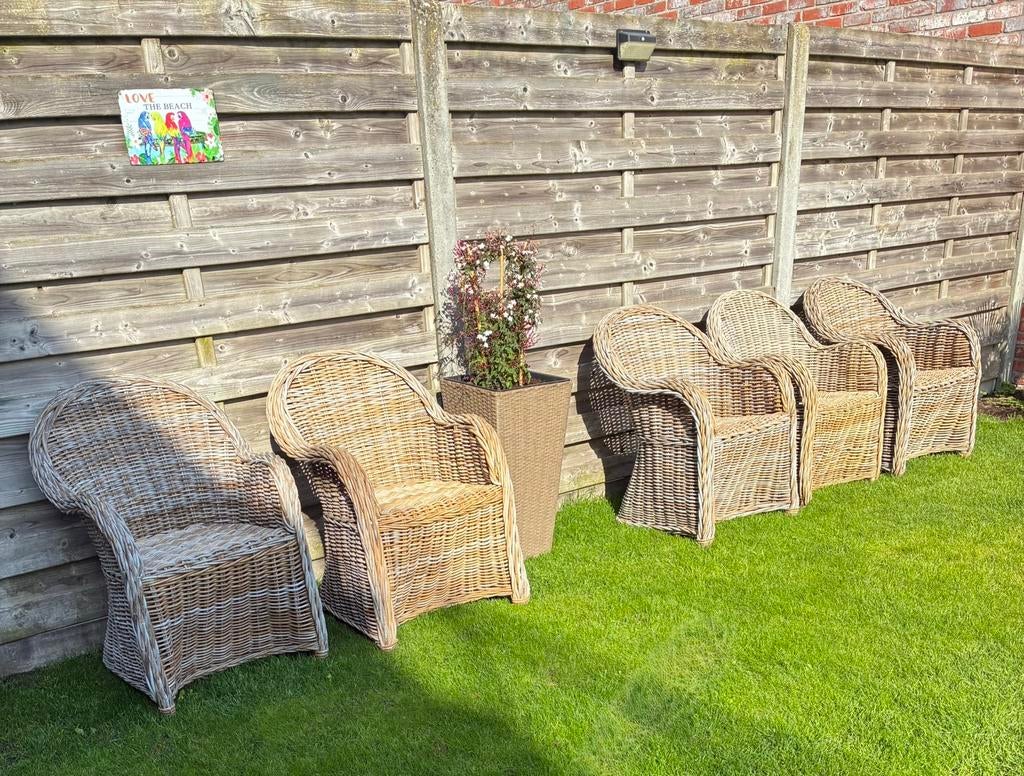 5 rotan zetels kussen en tafel apart te koop, Ophalen, Zo goed als nieuw, Rotan