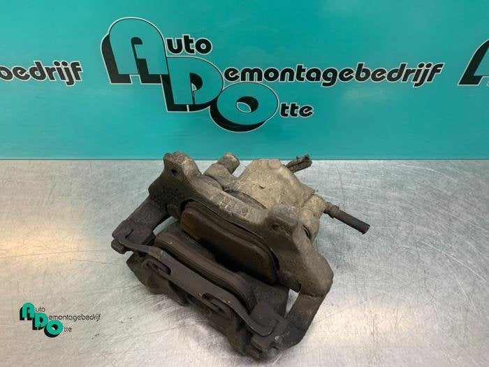 Etrier de frein (pince) avant droit d'un Fiat Doblo (Doblo 1, -, 3 mois de garantie, Utilisé, Fiat