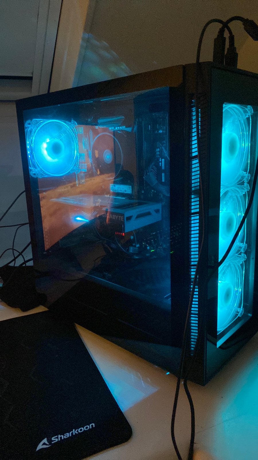 PC SETUP MOET WEG VANDAAAG DOE EEN BOD