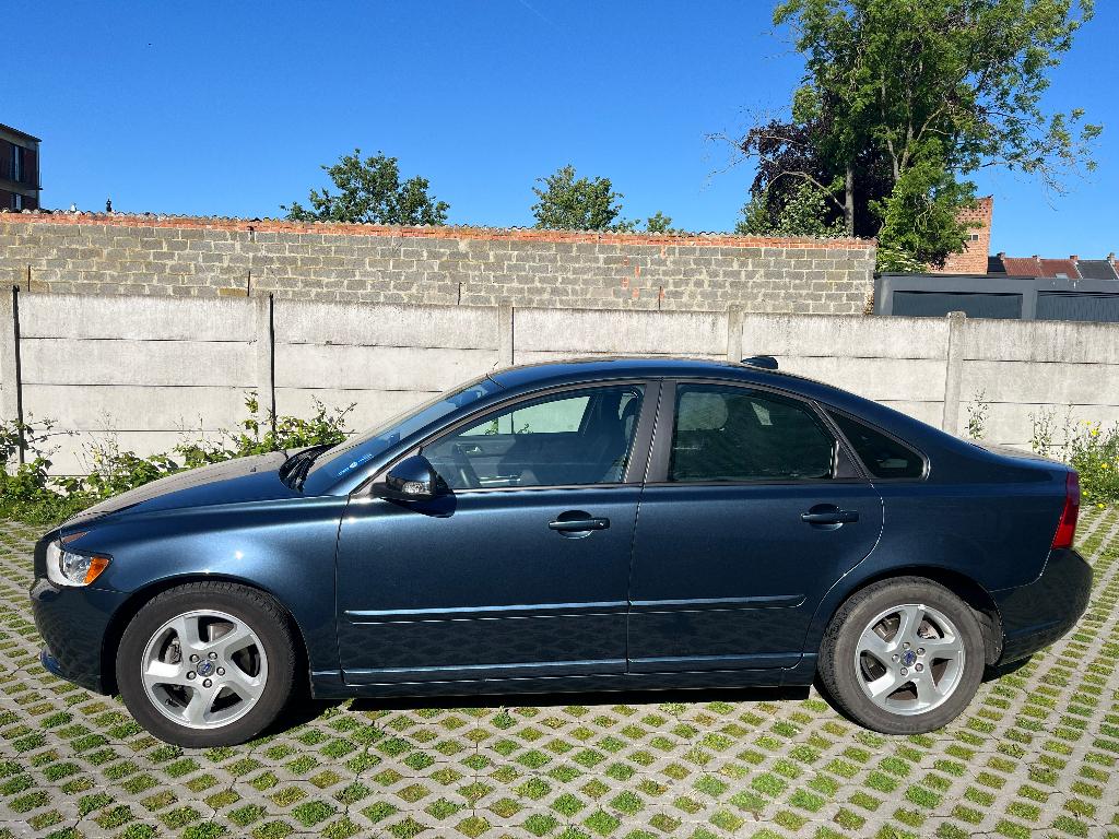 volvo s40 16D, Autos, Volvo, Particulier, S40, ABS, Airbags, Air conditionné, Alarme, Climatisation automatique, Verrouillage central
