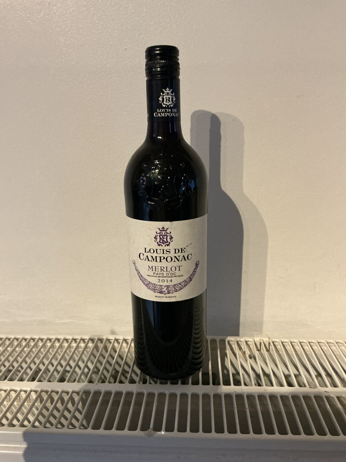 Te koop fles wijn, Collections, Vins, Neuf, Enlèvement ou Envoi, Pleine, Vin rouge