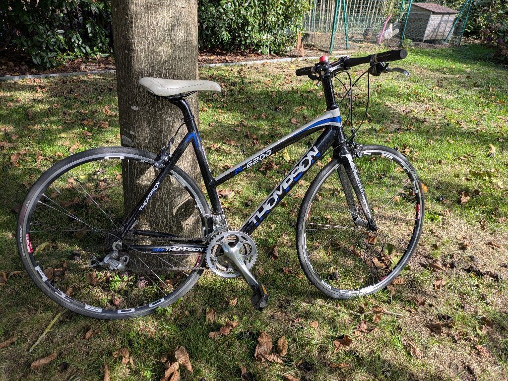 Sportieve damesfiets Thompson, Autres marques, Vitesses, Frein sur jante, Enlèvement