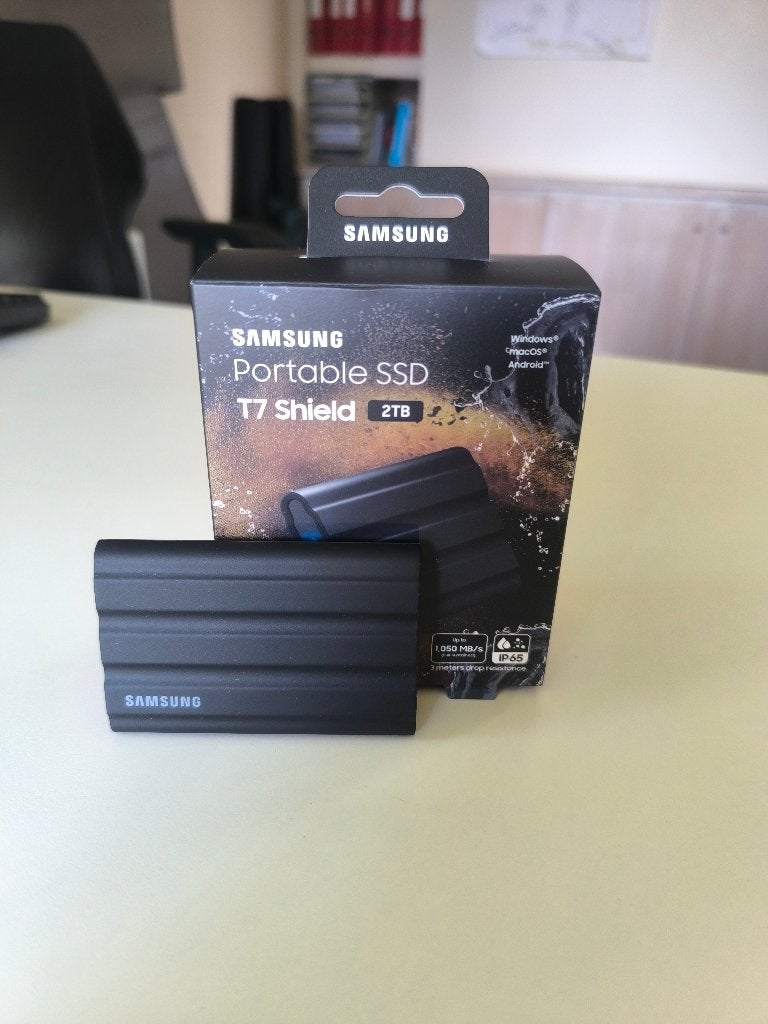 2TB Samsung T7 Shield - Externe SSD, 2TB, Enlèvement ou Envoi, SSD, Externe