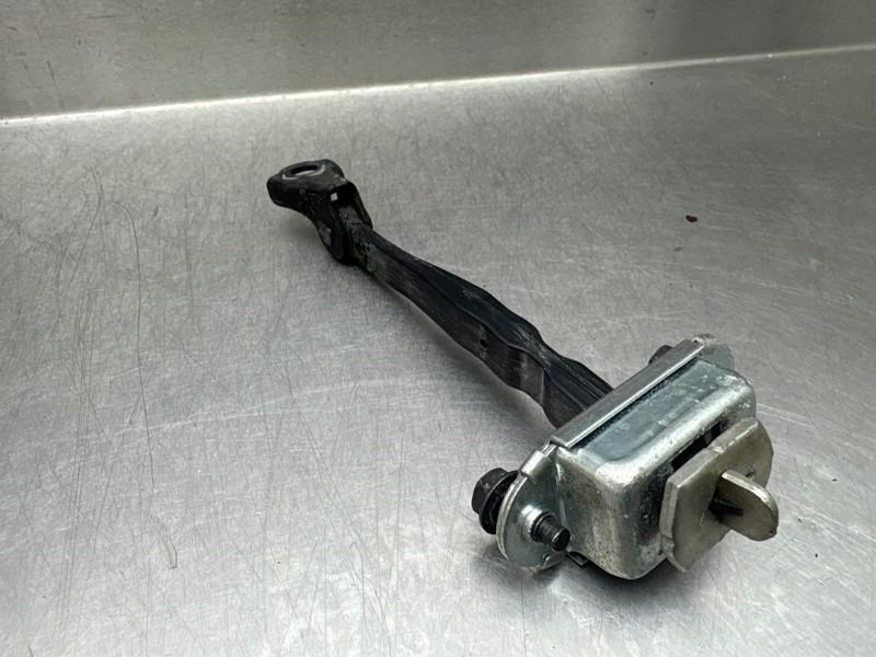 PORTIERVANGER RECHTS VOOR Nissan Pulsar (C13) (01-2013/-), Gebruikt, Voor, Nissan
