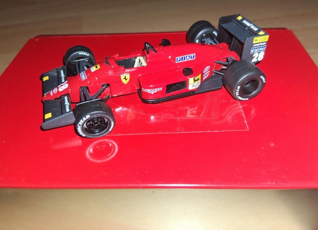 Ferrari F1/87 la storia 1/43 gerhard berger