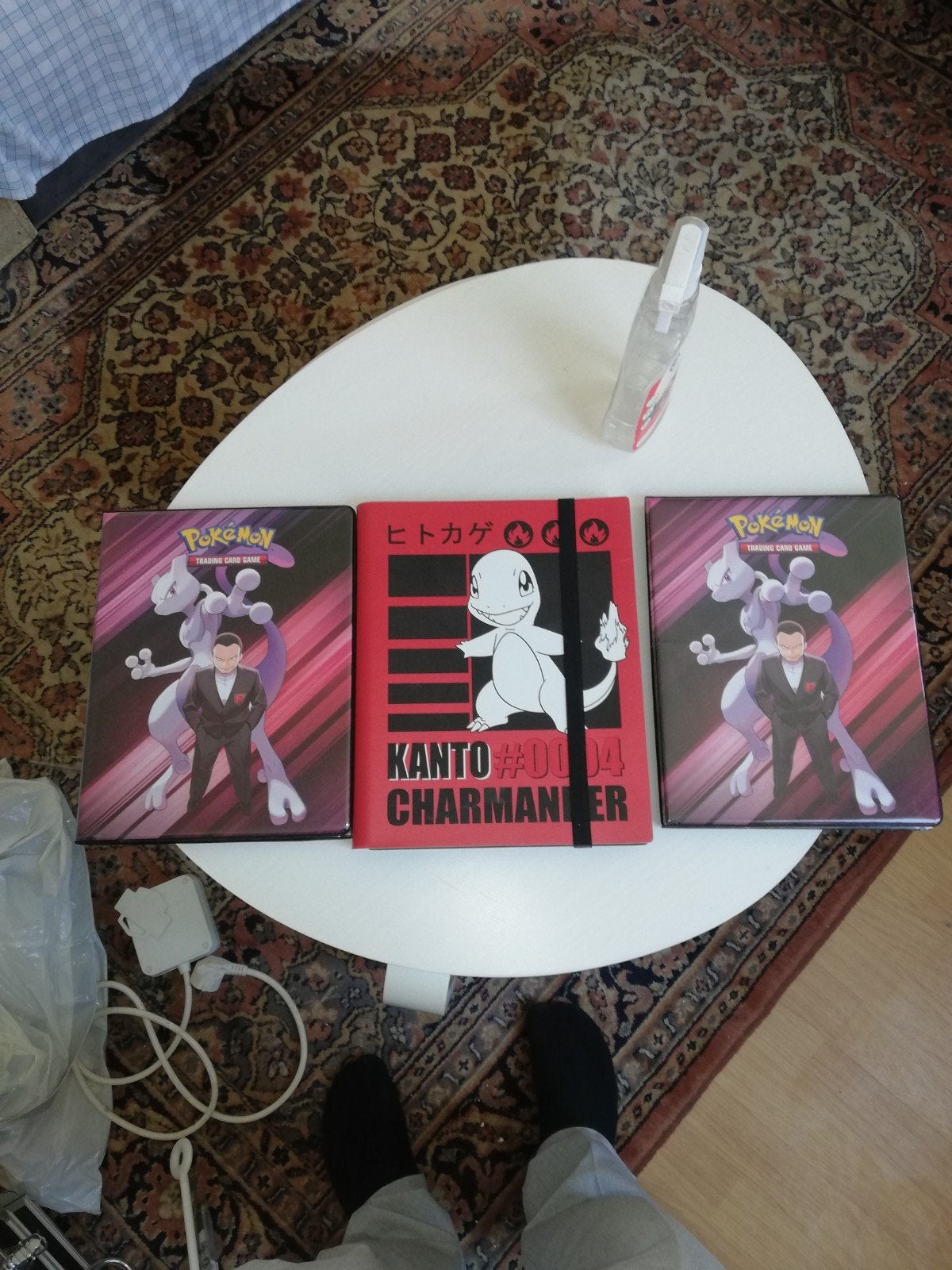 Plus de 800 cartes Pokémon + 3 fardes, Enlèvement, Comme neuf, Plusieurs cartes
