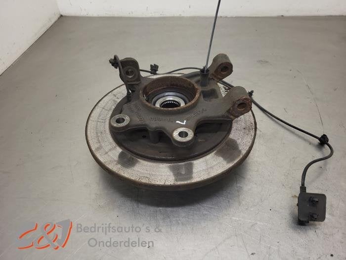 Fusee links-achter van een Mercedes Vito, Gebruikt, -, Ophalen of Verzenden, -