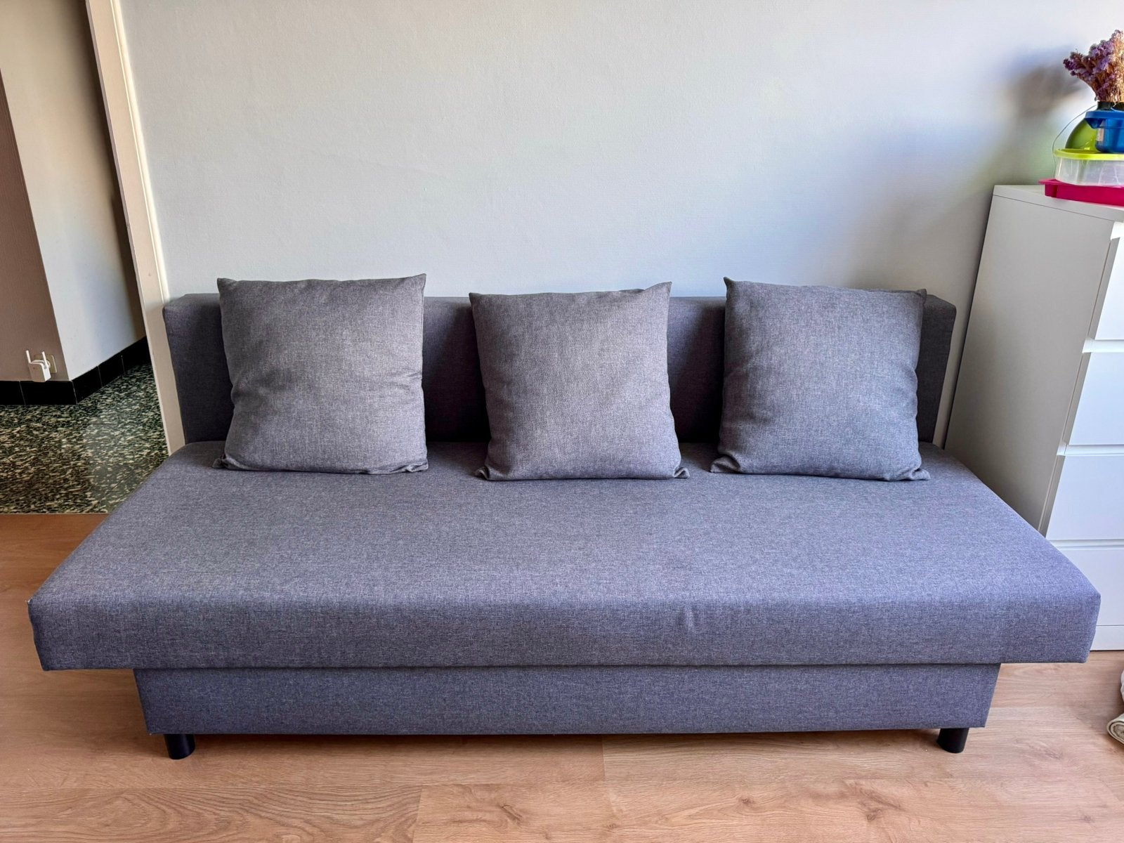 IKEA ÄLVDALEN 3-zitsslaapbank — grijs-beige — 194 cm, Ophalen, Zo goed als nieuw, Beige