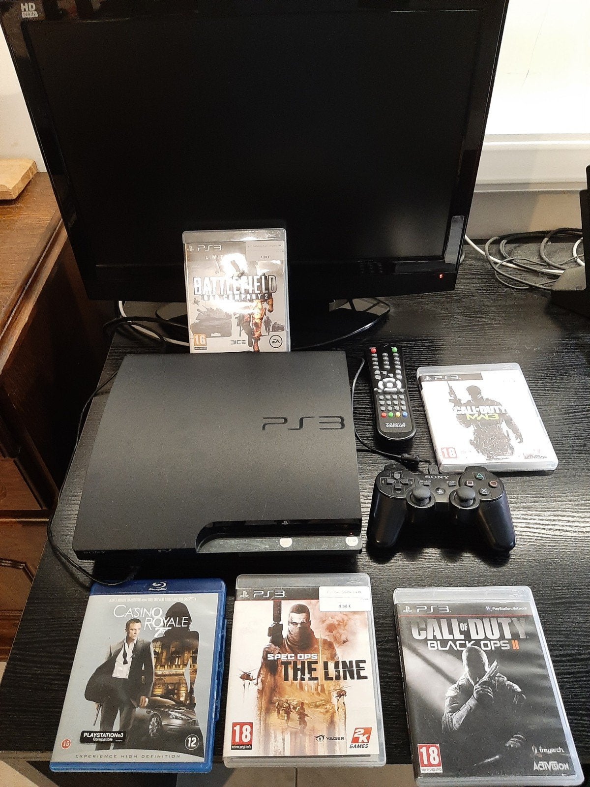 playstation 3 met 5 spelletjes + beeldscherm, Consoles de jeu & Jeux vidéo, Consoles de jeu | Sony PlayStation 3, Enlèvement, Utilisé